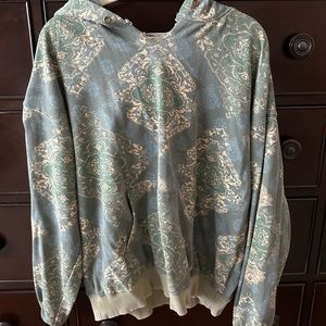 We the Free Printed Vibe Hoodie Chambray combo.